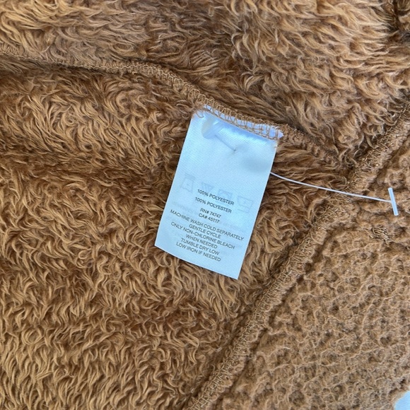 Sherpa Jacket - Picture 6 of 6